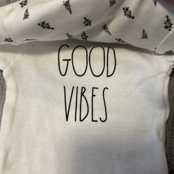 Rae Dunn Set of 3 Baby Onesies - Baby Good Vibes, Root for Eachother 0-3M NWT - Picture 3 of 3